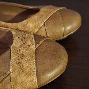 BareTraps Tan Leather Flats with Textured Detail